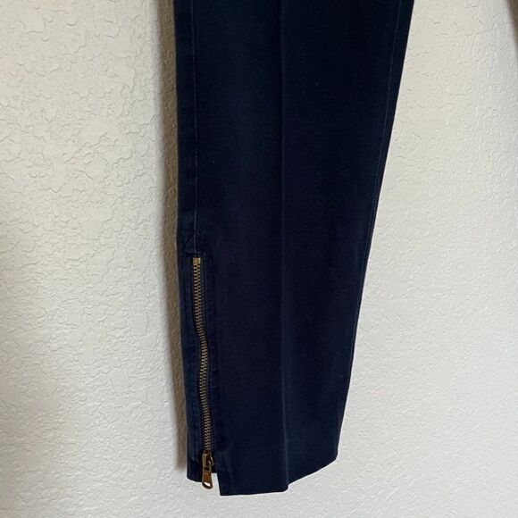 DKNY Women's Dark Blue Skinny Elastic Pants  zipper at the Bottom  size 6 - Picture 3 of 13